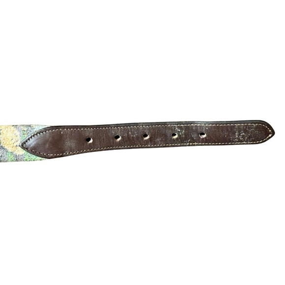 Needlepoint Equestrian Hunt Scene Belt with Solid Brass Buckle – Size 28.5 - Picture 6 of 9